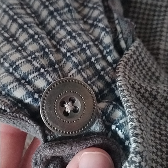 SILK WORM Gray Plaid Patchwork Scarf - Handmade one-of-a-kind - Picture 4 of 7